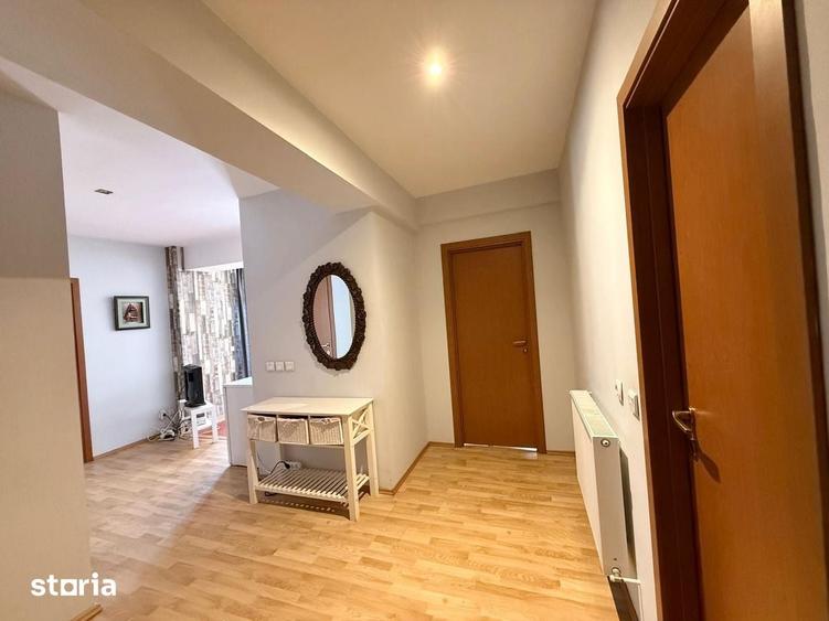 Apartament cu 3 camere în Sud