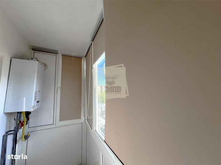 Apartament cu 3 camere decomandat, mobilat în Central
