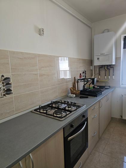 Apartament cu 2 camere decomandat în Popas Păcurari