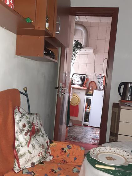 Garsonieră decomandată, mobilată în Romană