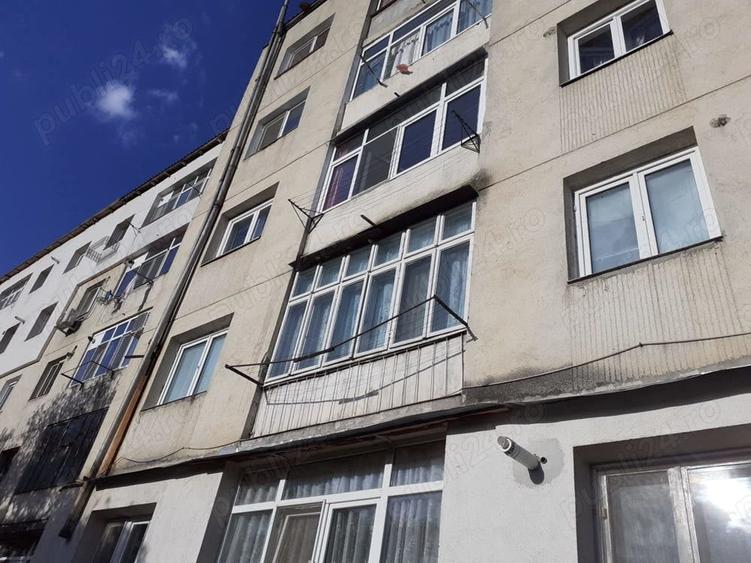 Apartament cu 3 camere în Huși