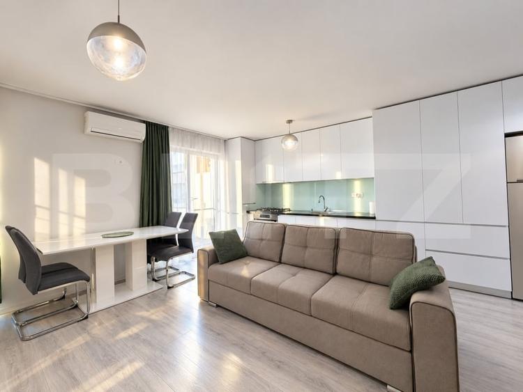Apartament cu 2 camere semidecomandat, mobilat în Torontalului