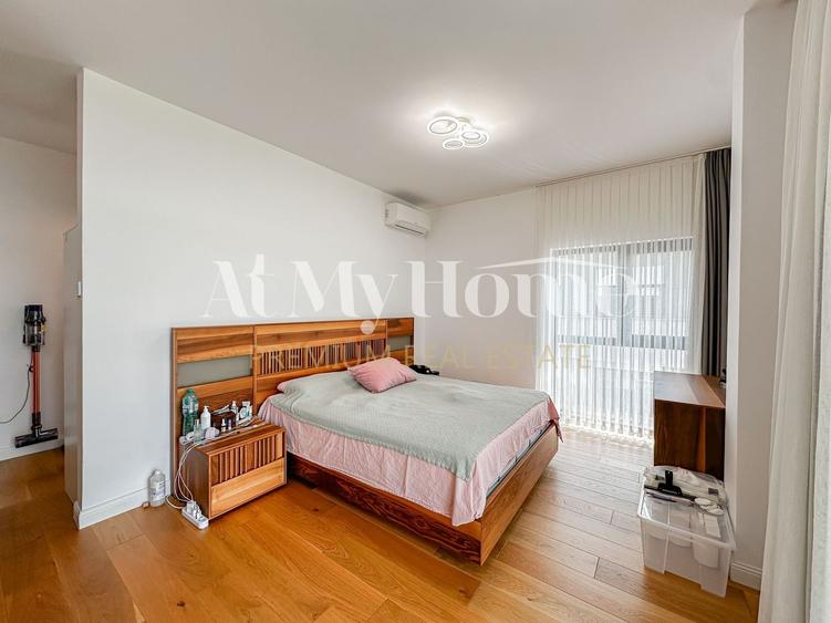 Apartament cu 4 camere decomandat, mobilat în Iancu Nicolae