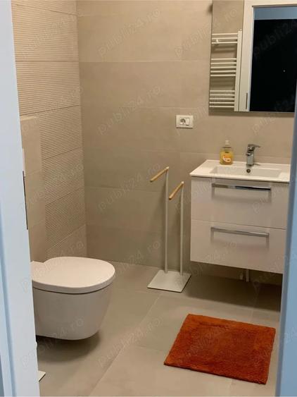 Apartament cu 2 camere decomandat în Funcționarilor