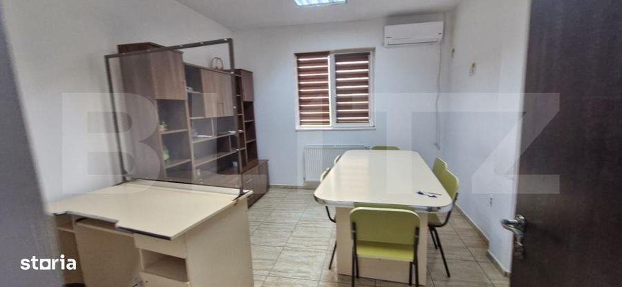 Casă cu 4 camere cu Teren 5423 Mp în Petrești