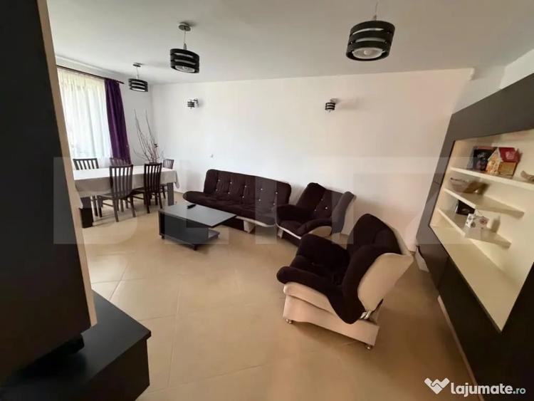 Casă cu 6 camere cu Teren 1800 Mp în Mintia
