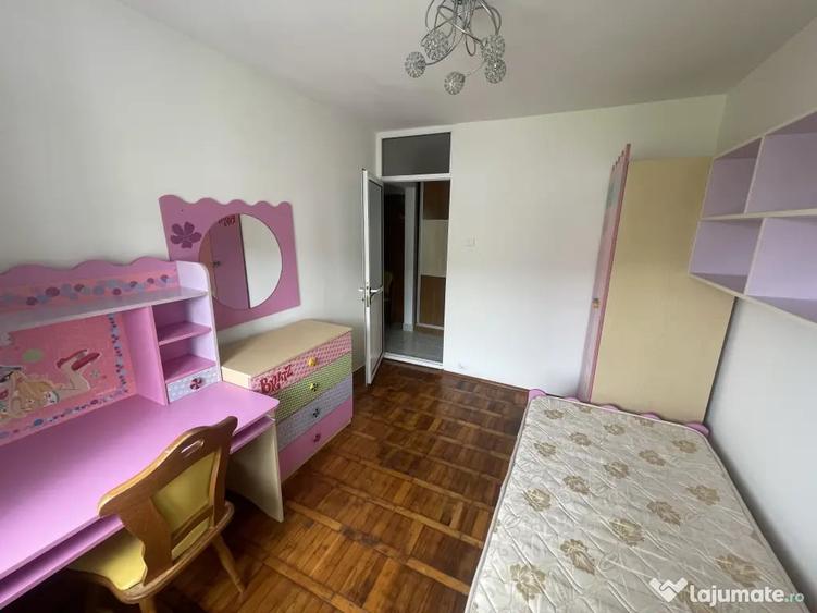 Particular, ap. dec. 3 camere mobilat, Constanta zonaTomis3- Str.Soveja stradal - 15