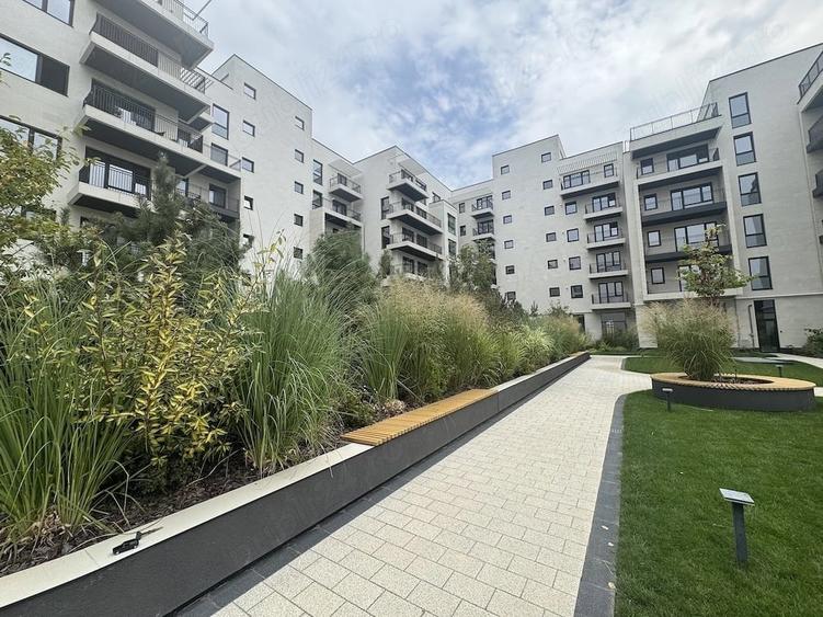 Apartament cu 2 camere semidecomandat, mobilat în Voluntari