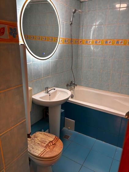 Apartament cu 2 camere decomandat în Runcu