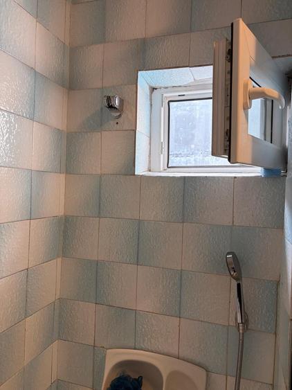 Apartament cu 3 camere decomandat în Tineretului
