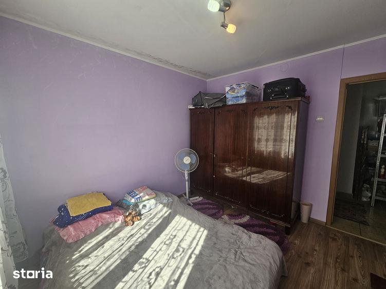 Apartament cu 3 camere în Rahova