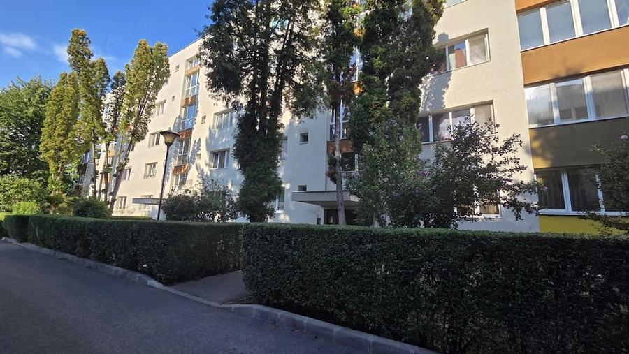 Inchiriez apartament 2 camere-Cartier Plopilor Vechi - 9