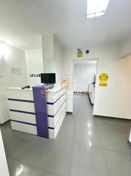 Spatiu comercial, ap.3 camere , 65 mp, la parter. Spatiu comercial, ap.3 camere , 65 mp, la parter.