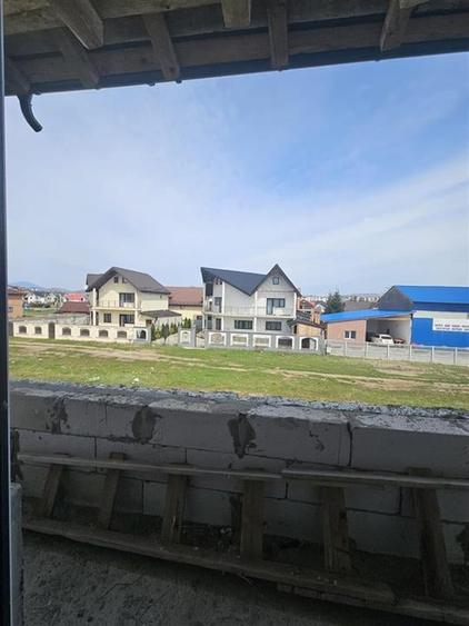 CASA P+ 1E  si  TEREN 500 MP DE VANZARE IN ANDRASESTI - 1