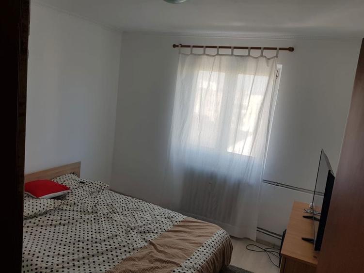 Apartament de vanzare zona 13 Decembrie - 7