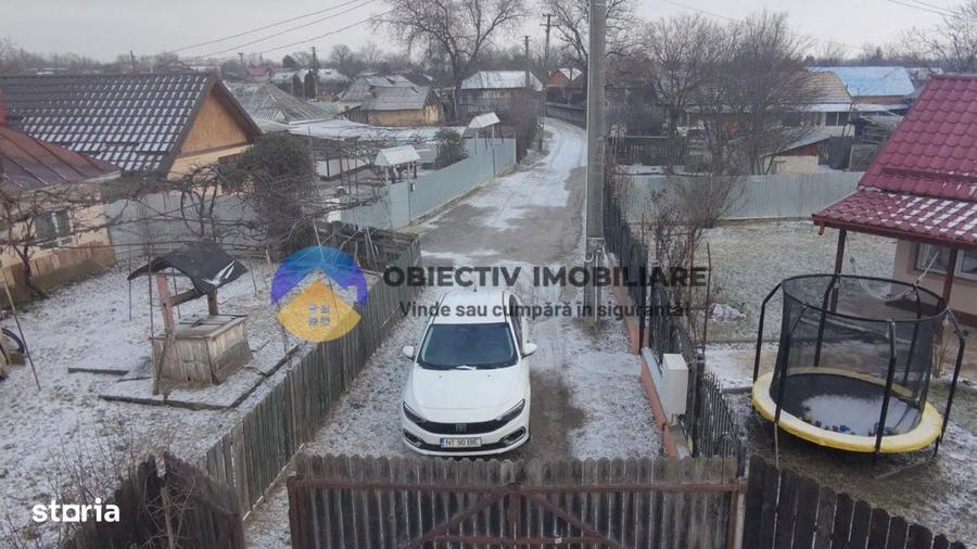 Casa batraneasca + teren 2089 mp , Slobozia - Roznov, jud. Neamt - 1