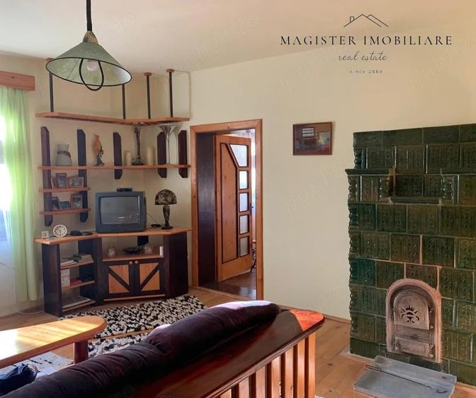 Casă cu 9 camere cu Teren 2000 Mp în Brebu