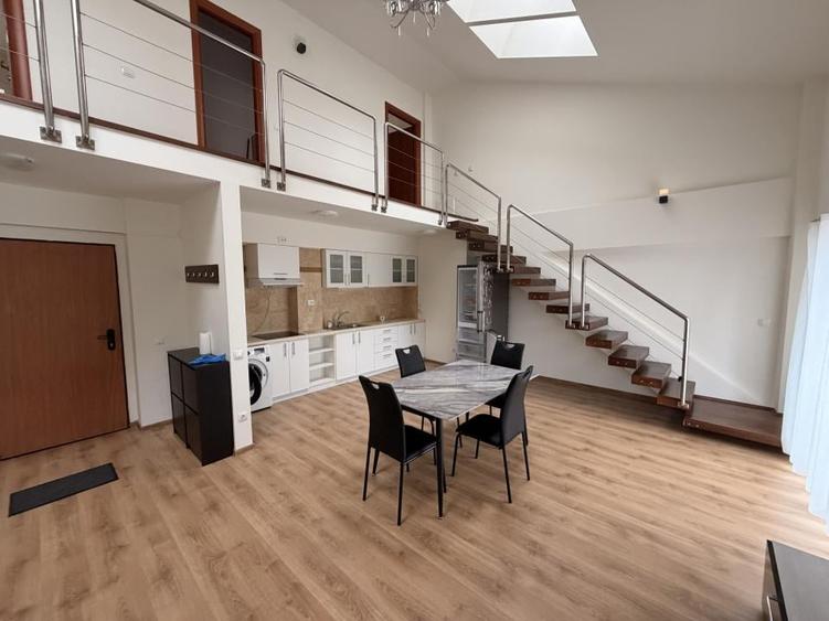 Apartament 3 camere, cu scara interioara, zona centrala - 3