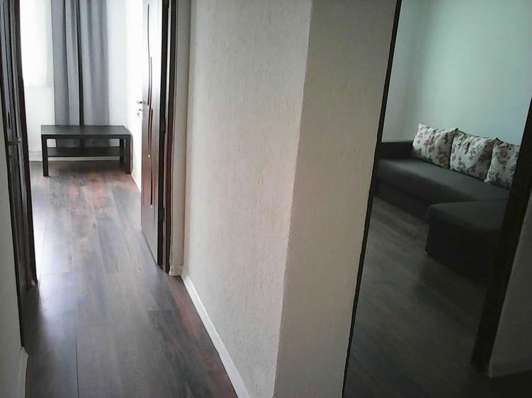 Vand apartament 3 camere in Medias etajul 1 - 4