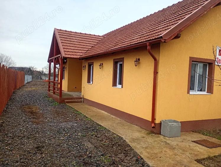 Casa de vanzare comuna Vinga - 2