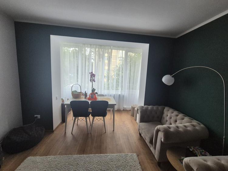 Inchiriez apartament 3 camere - 7