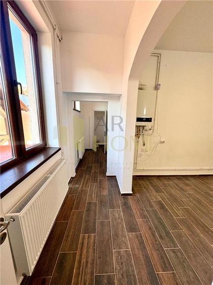 Vanzare casa 3 camere, in Ploiesti, zona centrala/ Bd. Castanilor, Statuia Radu - 17