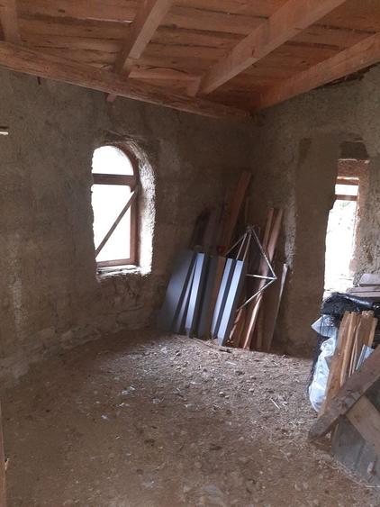 Proprietate pe Valea Vâlsanului – Cabane din lemn + Casă ecologică COB - 20