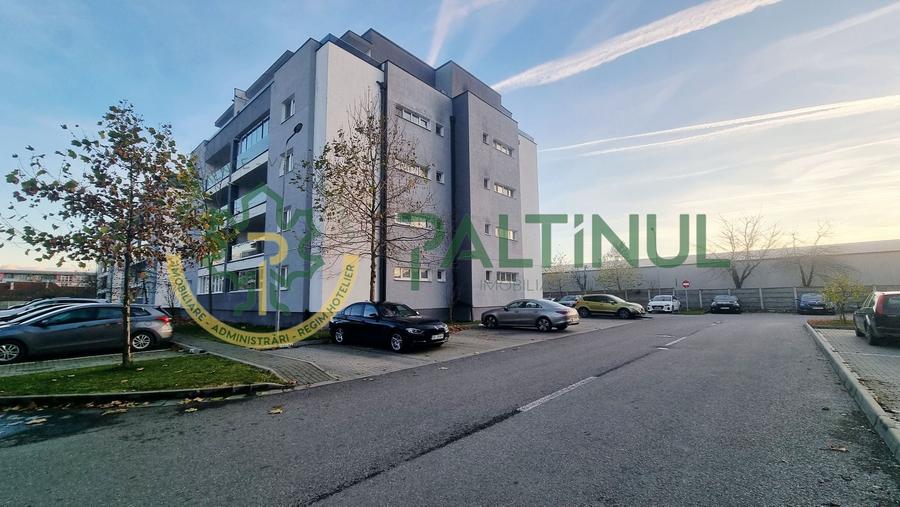 Apartament 3 camere de vânzare – etaj 3, mobilat, terasă cu priveliște – Cartier - 1
