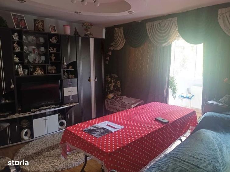 cv 194 V.Tepes, apartament 3 camere decomandat , etaj I + garaj+beci - 4