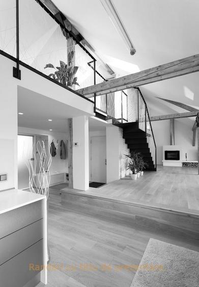 Mansardă într-o vilă renovată integral - 3