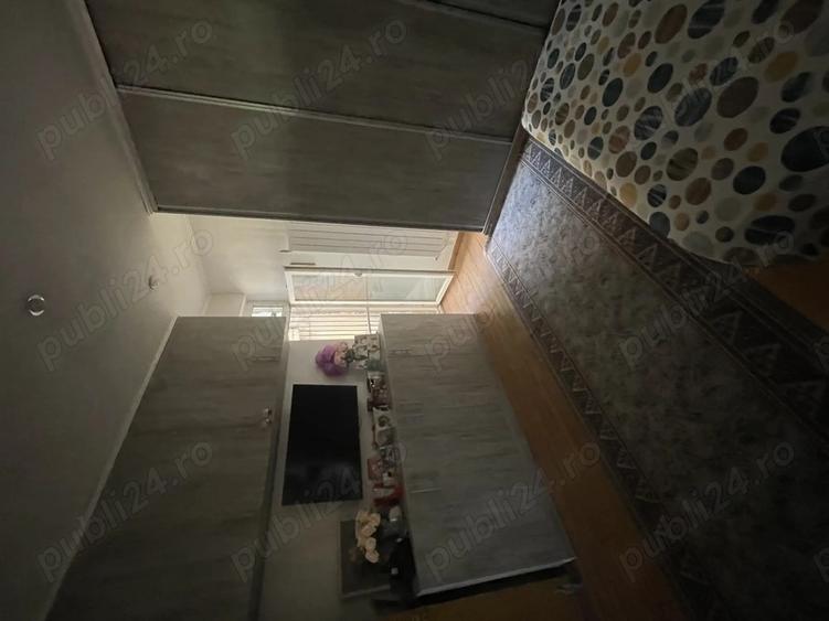 De vanzare casa P+1+M, zona Carrefour Colentina - 5