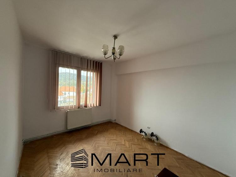 Apartament 4 camere zona garii - 4