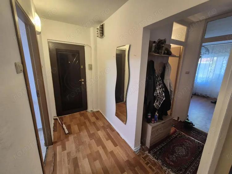 Vand apartament 3 camere Micro 4 - 4