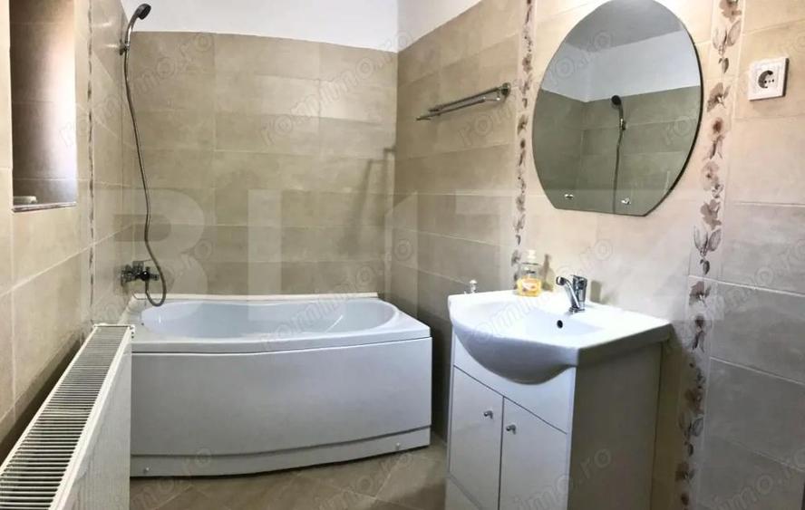 Casa Spa?ioasa cu 1.250 mp Teren, Mobilata ?i Utilata Aproape de Munte - 18