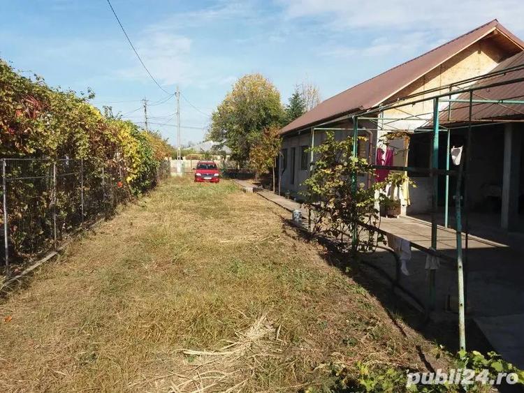 Vand casa cu teren in Amara, Ialomita - 2