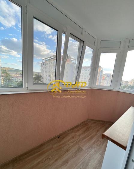 Doua camere decomandat,zona Pacurari Posta,la bulevard,lift,CT - 12