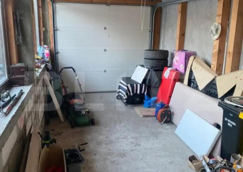 Casa de vanzare, cu 4 camere, 268 mp + teren 786 mp, zona-M - 3