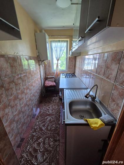 Inchiriez apartament 2 camere - 4