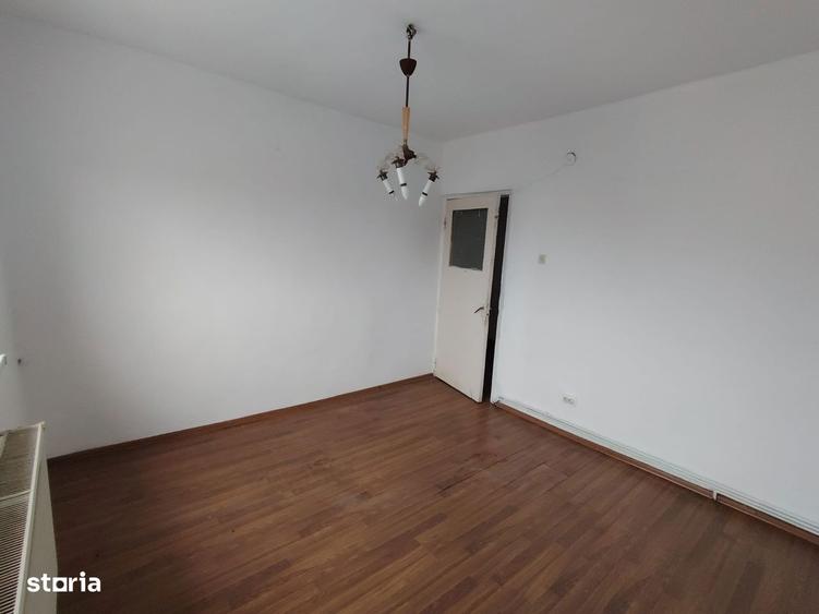 Apartament 3 camere spatios in Targoviste-zona Parc VLad Tepes - 9