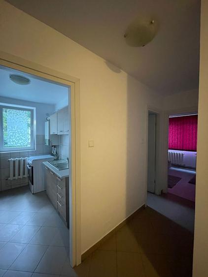 Inchiriez apartament 65 mp bloc turn Marchian 2 camere , complet mb ut - 5