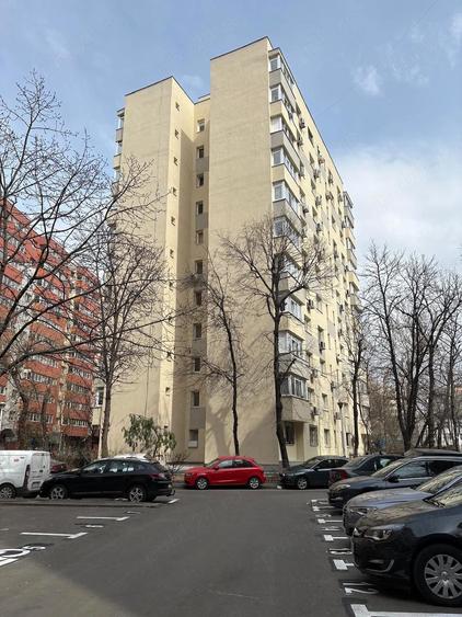 Proprietar - Garsoniera luminoasa si calduroasa, cartier Tei langa Facultatea de Constructii - 6