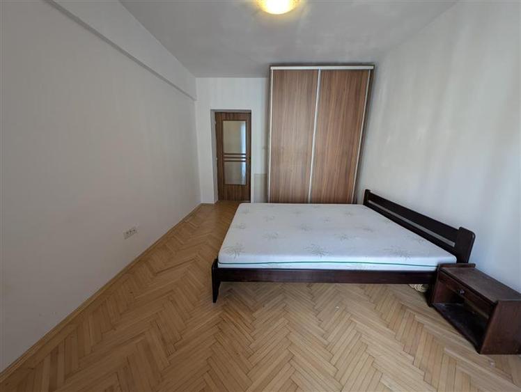 Decomandat! Apartament etaj 1, 2 camere in Gheorgheni, zona Titulescu - 5