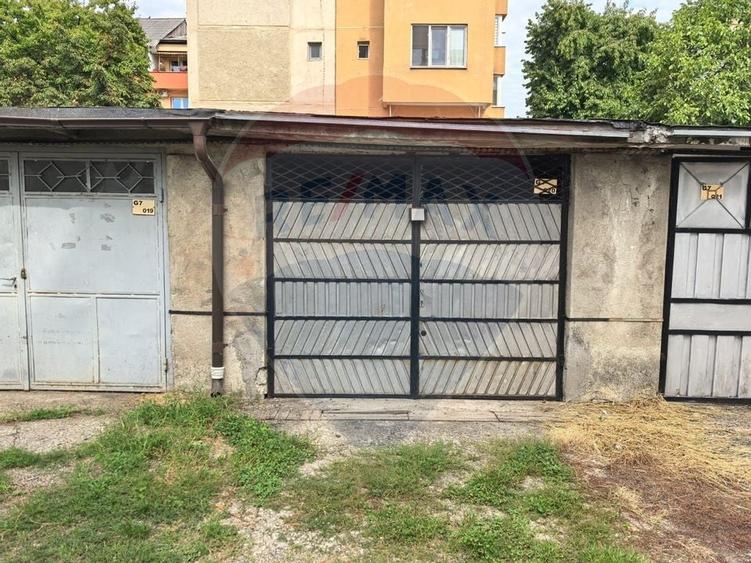 Prima închiriere - Apartament 3 camere + garaj în zona Central - 7