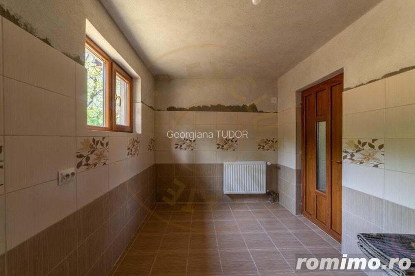 Casa cu 4 camere in Sat Bujoi, Comuna Boga?i+ Anexe + Teren 2693 mp