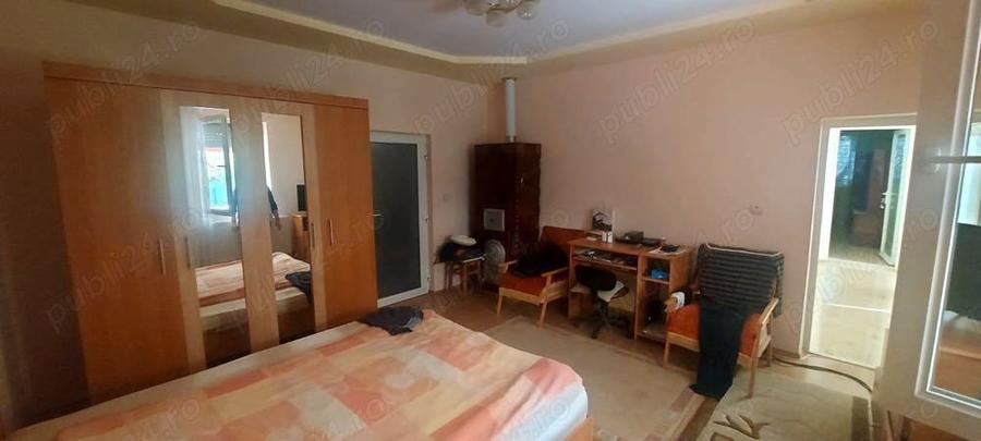 Casa individuala 4 camere si garaj in Pischia amenajata mobilata utilata pozitie excelenta - 3