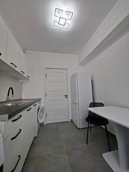 Garsoniera Noua, 35 mp, balcon - 3