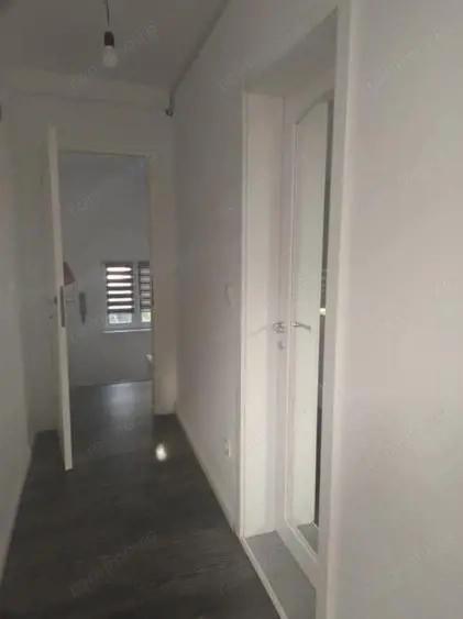 Casă cu Canalizare în Semicentral
