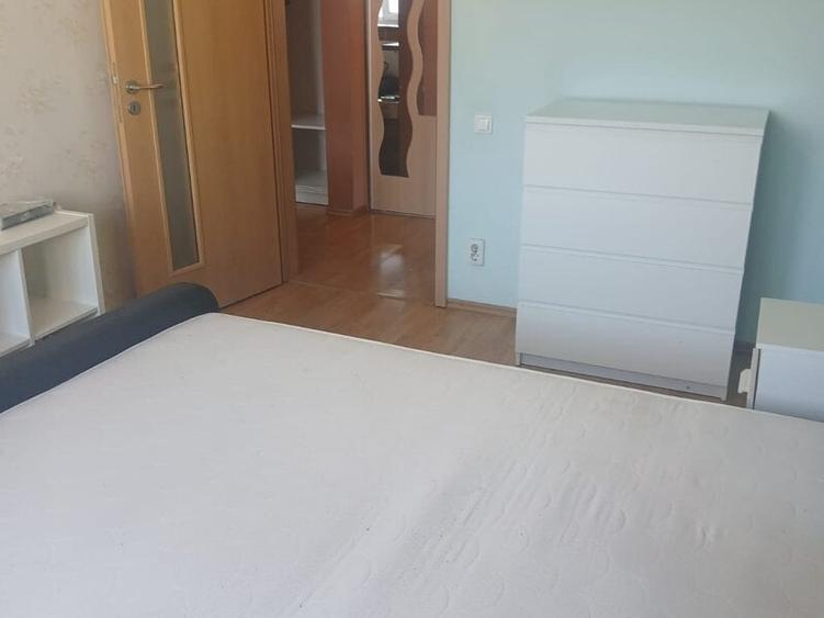 Apartament cu 2 camere semidecomandat în Colentina