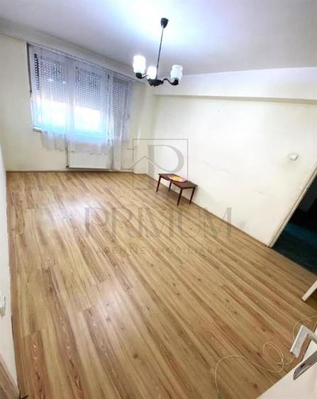 CENTRAL - LIFT - 3 camere - debara - rulouri - 6