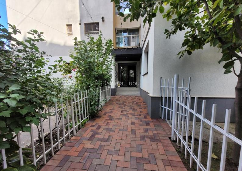 Apartament 2 camere, decomandat, semicentral, Targu-Jiu Apartament 2 camere, decomandat, semicentral, Targu-Jiu